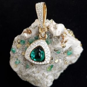 S.A.L. Swarovski faux emerald green pendant